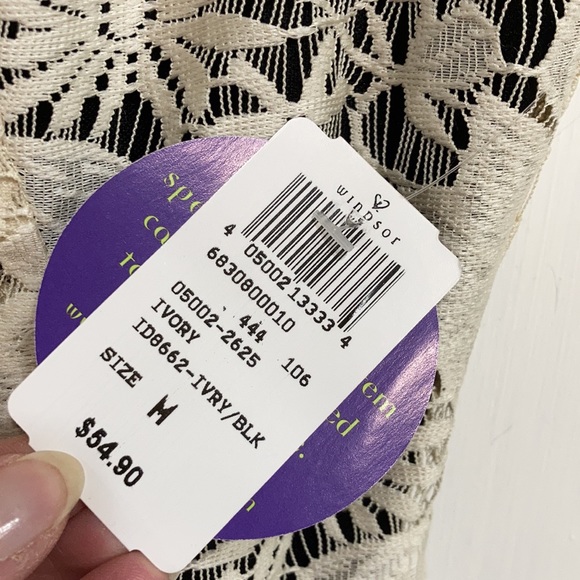 Special Occasion Lace Dress - Picture 3 of 10